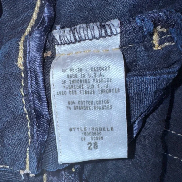 GUESS Premium Logo-Embossed Jeans - Picture 6 of 7